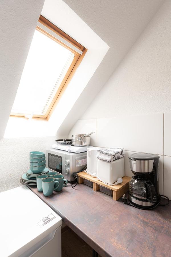 - Magical Harry Potter Apartment In Duisburg - 2 Mins Central Station Hbf - Kingsize Bed & Netflix - Exterior photo